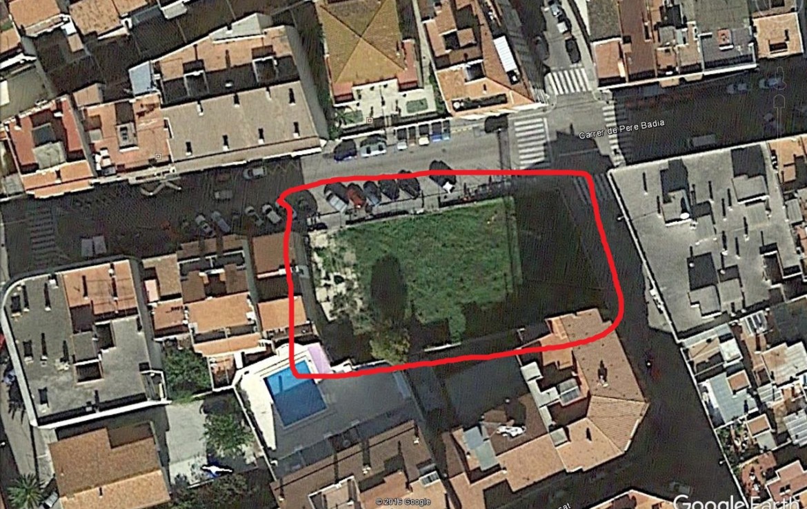 Lage Überbauung Carrer Pere Badia in Torredembarra